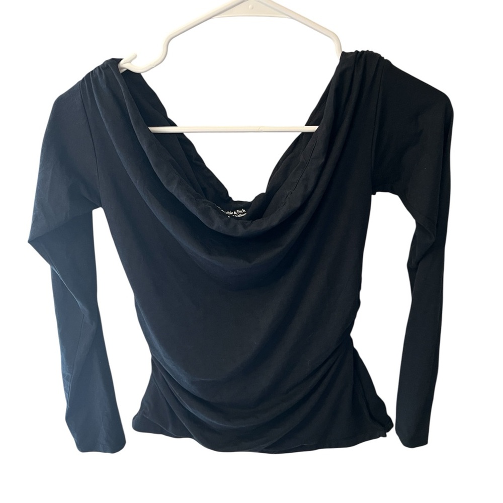 Abercrombie & Fitch Off the Shoulder Top